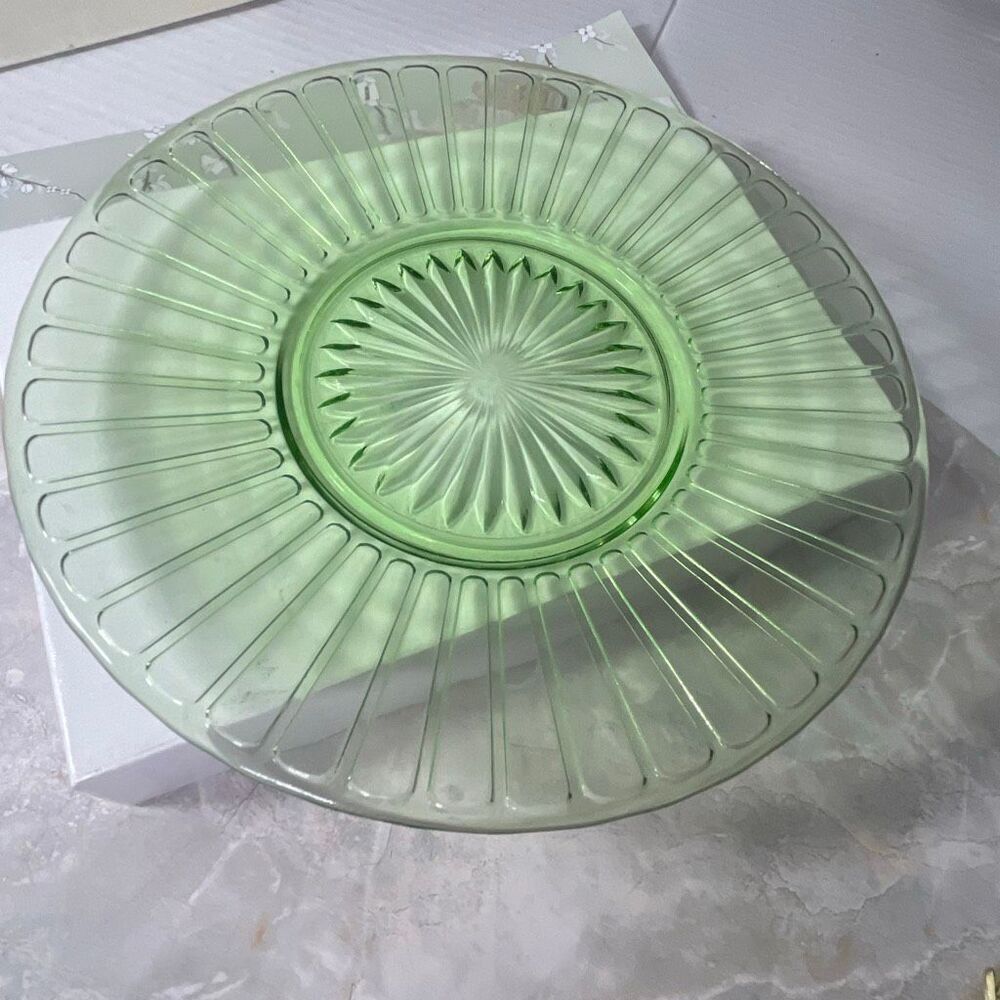 VTG Hazel-Atlas Ribbon pattern depression glass uranium glass Vaseline glass.
